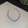 Pulseira geométrica floral oca em formato de diamante de zircônia, um acessório luxuoso e de alta qualidade, uma joia única e estilosa que complementa qualquer look, projetada para mulheres.