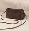 Nova Bolsa Cilíndrica Suede Retrô 2026 com Alça Fina, Bolsa Almofada Transversal, Bolsa Pequena Minimalista Marrom Fosco