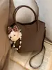 Bolso de Mano Pequeño de Moda y Tendencia para Mujer 2026 Nuevo Modelo Bolso Cruzado Exquisito y Versátil con un Toque de Lujo Bolso de Hombro Único Bolso Tote Pequeño