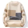 Comércio Exterior Masculino Manga Longa Gola Redonda Veludo Espessado Blocos de Cor Suéter de Tricô para Adolescentes Tricô Quente Casual Masculino