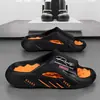 Sandalias de verano para hombre, tipo slip-on, para exteriores, con sensación cómoda, pantuflas deportivas antideslizantes para hombre, para uso en interiores en casa, pantuflas de moda con suela gruesa, transfronterizo