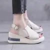 Sandálias Plataforma com Salto Anabela de Solado Grosso para Mulheres 2026 Novo Verão Sapatos Femininos de Salto Alto com Biqueira Aberta Couro Macio Sapatos Plataforma Exportação Tamanho Grande