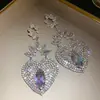 Brincos vintage europeus e americanos com pino de prata e pingentes de flor e coração cravejados de diamantes, brincos simples e estilosos, sensação de luxo leve e alta qualidade para mulheres