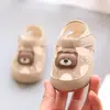 26 Zapatos Chirriantes Nuevos de Primavera y Verano para Bebé, Zapatos para Niños Pequeños, Sandalias, Zapatos Suaves de Dibujos Animados para Niños y Niñas, Zapatos para Niños
