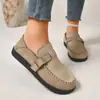 Zapatos planos de dos vías estilo nuevo 2026 para mujer, correa con hebilla de otoño, calidad de exportación, talla grande, zapatos casuales cómodos al por mayor