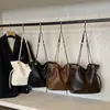 Bolso Tote Cubo Versátil Transfronterizo para Mujer Invierno 2025 Nuevo Moda de Alta Calidad Bolso Simple de Hombro Axila