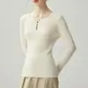 Otoño/Invierno 2026 Nuevo Suéter de Cachemira Cuello Redondo Manga Larga Botones Color Sólido Corte Delgado Favorecedor Top Base