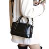 Bolso Boston de Cuero Genuino para Hombro y Cruzado, Estilo Nuevo Primavera 2026, Bolso de Mano de Piel de Vaca de Primera Capa de Alta Gama, Versátil para Mujer