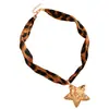 Collar con Estampado de Leopardo y Cinta Retro Colgante de Cruz Estrella de Mar Luna Corazón Lazo Collar Colgante Femenino Dulce Fresco Chica Caliente
