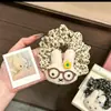 Laço de Cabelo Miffy Floral em Formato de Coelho Fofo Adorável Ferramenta Redutora de Idade para Cabelo Coração Delicado Sobrecarga Essencial Diário