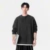 Moletom Masculino Gola Henley Estilo Old Money, Tendência Outono/Inverno Nova, Caimento Solto, Patchwork Color Block, Jaqueta Masculina Falsa de Duas Peças