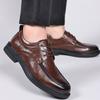 Zapatos de cuero casuales formales de negocios para hombre otoño 2023 directo de fábrica, estilo británico Joker, zapatos de novio para boda, tendencia