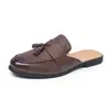 Sapatos Mule Masculinos de Verão Novos, Tamanho Plus, Estilo Retro, Slip-on, Mocassins Casuais Slip-on de Bico Fechado