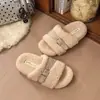 Usa chanclas de algodón abiertas de estilo coreano con una sola tira de hebilla, chanclas peludas versátiles para mujer, moda otoño e invierno, suela 2026
