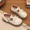 Nuevos zapatos Mary Jane para niñas, zapatos sencillos negros para niños, zapatos de cuero estilo británico escolar, suela suave, estilo princesa para otoño