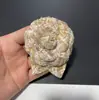 Nuevas flores pequeñas de alta gama de 6.6 cm, flores con forma súper, adornos de Camelia, prendedor de solapa Más hojas Más pasador de broche
