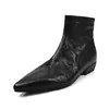 Botas de tornozelo femininas de couro de cordeiro de primeira camada com efeito desgastado, botas finas para outono e inverno, couro genuíno, bico fino, zíper traseiro, salto médio, botas de tornozelo da moda, botas únicas femininas