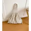 Bolsa de Ombro Único Feminina Novo Estilo Bolsa Tote de Lona Floral Feminina Grande Capacidade Bolsa de Axila Versátil para o Dia a Dia Toque de Luxo Bolsa Feminina