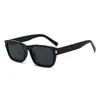 Gafas de Sol Cuadradas con Patrón Azul Nuevo 2026 para Hombres y Mujeres, Gafas de Sol de Moda con Protección Solar y Anti-UV con un Toque de Lujo 3983