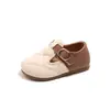 Sapatos de Couro Femininos Estilo Coreano 2026 Primavera e Outono Novos Padrão de Diamante Sola Macia Sapatos de Princesa para Crianças Pequenas Bico Baixo Mocassins Modernos