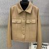 2025 Primavera Nuevo Corto Haining Chaqueta de Cuero Genuino para Mujer Cuello Cuadrado Piel de Oveja Chaqueta Pequeña Ropa de Trabajo Chaqueta de Cuero Genuino