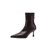 Botas de Moda Elegantes con Tacón Alto Estilo Británico 7cm 2026 Otoño/Invierno Nueva Llegada Puntiagudas de Tacón de Aguja Cremallera Trasera Botas de Moda