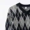 Venta al por mayor de Ropa para Mujer Transfronteriza Otoño e Invierno 2025 Nuevo Estilo Europeo y Americano Tejido de Punto con Patrón de Diamantes 2142227