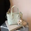 Bolso de Hombro Cruzado Floral de Diseño de Nicho para Mujer, Nuevo Estilo Coreano y Japonés, Bolso de Hombro Sencillo, Bolso Cruzado de Moda para el Día a Día