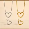 Collar Casual y Versátil de Acero de Titanio con Corazón para Mujer Pendientes de Moda de Celebridad de Internet Set de Pendientes de Cadena para Clavícula de Mujer Decoración