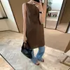Vestido sin mangas minimalista estilo 'old money' para mujer, verano 2026, impresionante serie de colores Maillard, vestido corto tipo top sin mangas de corte recto