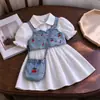 Comércio Exterior Transfronteiriço Roupas Infantis Meninas Vestido de Lapela com Manga Bufante Conjunto de Três Peças Colete Retro Cereja com Bolsa Atacado