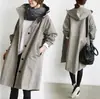 8999 Cortavientos Otoño e Invierno para Mujer de Longitud Media Estilo Británico 2025 Nuevo Jacket de Manga Larga con Cintura Temperamento Venta al por Mayor en Stock
