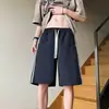 Shorts Masculinos de Verão Finos de Seda Gelo de Secagem Rápida Americanos Retrô High Street Modernos Esportivos Listrados de Comprimento Médio