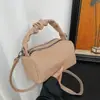 Bolsa Casual Simples Transfronteiriça Feminina Nova de Grande Capacidade Elegante para o Dia a Dia Bolsa de Ombro Bolsa Transversal Fresca de Alta Qualidade