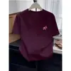 Camiseta de Manga Curta Algodão Puro com Ombro Reto Design Jovem Moderno para Mulheres 2026 Nova Coleção Primavera/Verão Camisa Básica Marca Tendência