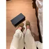 Bailarinas planas de punta redonda con lazo estilo minimalista francés 2026 otoño nuevo Mary Janes versátiles de tacón grueso