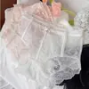 Calcinhas Femininas Respiráveis Sexy de Renda Estilo Japonês de Cintura Média-Alta com Forro de Algodão e Características Antibacterianas