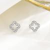 Brincos Trevo de Quatro Folhas Vazados com Corte Diamante Completo em Prata de Lei 925 Joias Elegantes de Alta Qualidade Pregos Personalizados para Cartilagem da Orelha Brincos da Moda para Mulheres