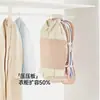 Tablero de Almacenamiento en Stock Tablero de Prensa Cubierta Antipolvo para Ropa Organizador de Almacenamiento de Armario Tela Bolsa de Almacenamiento para Chaqueta de Plumas Plegable