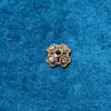 Fuerte Retención de Color Chapado en Oro de 14K Incrustaciones de Circonita Soporte de Copo de Nieve Flor de Cuatro Hojas Porta Cuentas de Flor de Ciruelo Accesorios para Joyería de Cuentas DIY