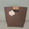 Bolsa de fieltro de alta gama estilo bosque, Bolsa de mano de fieltro, Bolsa de regalo para padrino, Bolsa de mano práctica para el Festival del Medio Otoño