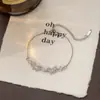 Pulsera de mariposa con diamantes parpadeantes de lujo ligero de temperamento microincrustada para mujer, exquisita, a la moda, con sentido de alta gama, estilo bosque, súper hada, dulce, joya de mano con diamantes completos