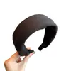 Faixa de cabeça larga de tricô minimalista e elegante estilo coreano para mulheres, novo modelo 2026, adequada para uso diário, projetada para realçar a aparência da linha do cabelo e pode ser usada como faixa de cabeça para lavar o rosto ou presilha de cabelo