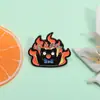 Acessórios para Coleira Criativos Insanos Gato em Formato de Animal Emblema Cartoon Padrão de Letra Chama Broche Fixo