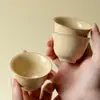 Xícara de Chá Esmalte Craquelado de Ruyang Ru Kiln em Bege, Conjunto de Chá Kung Fu de Alto Padrão, Xícara de Chá Pessoal, Peça Única