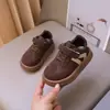 Zapatos Deportivos para Niños Versátiles Suela Blanda para Patinar Niños Antideslizantes 2026 Nuevos Zapatos Deportivos Infantiles Primavera Otoño Zapatos Casuales para Niñas Zapatos para Bebé