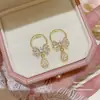 Pendientes de Moda de Aguja de Plata 925 con Cubos de Perla de Venta Caliente Pendientes Dulces de Nicho de Gama Alta Pendientes de Diseño Exquisito