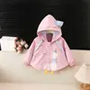 Nova Jaqueta com Capuz para Meninas Primavera e Outono Roupas de Primavera e Outono para Crianças Jaqueta Corta-vento Estilosa para Meninas Top Tendência Estilo Coreano