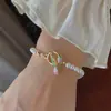 Pulsera de Perlas 2025 para Mujer, Versátil y de Gama Alta Estilo Vintage, Elegante Joyería de Mariposa, Al Por Mayor, Personalizable con Signos del Zodiaco