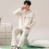Algodão Puro2026 Pijama de Casal Novo Desenho Animado Primavera e Outono, Manga Longa e Calça, Corte Solto, Gola Reversível, Pode Ser Usado Fora de Casa, Roupa de Casa